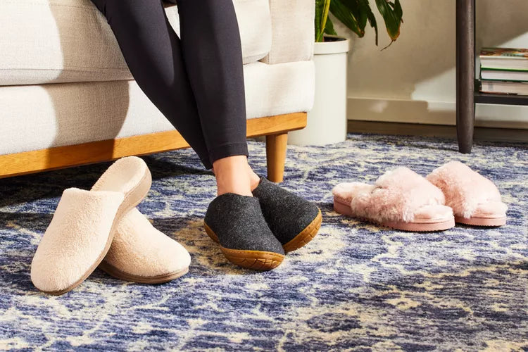 How natural fibres help keep feet comfortable, dry, and relaxed at home