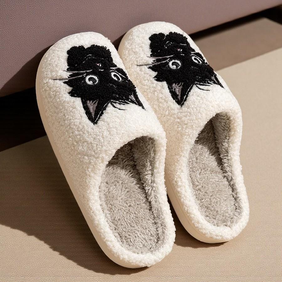Women's Comfy Black Cat Plush Home Slippers - Warm & Cozy