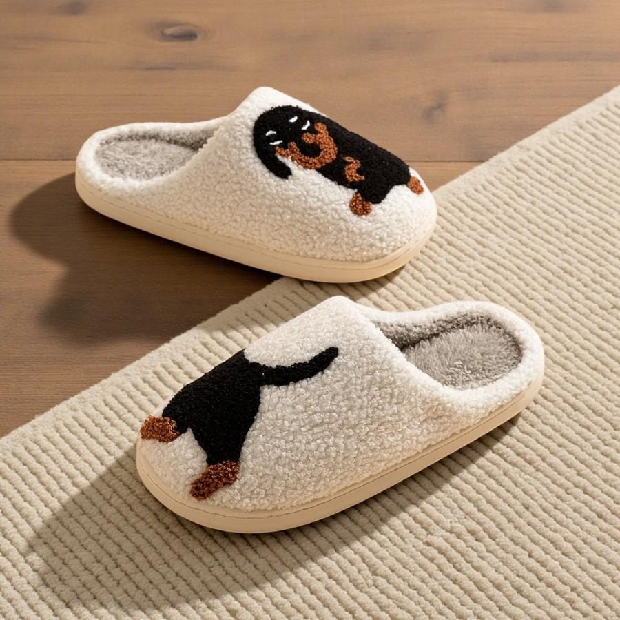 Women's Dachshund Slippers - Plush Sausage Dog Fuzzy Indoor Shoes